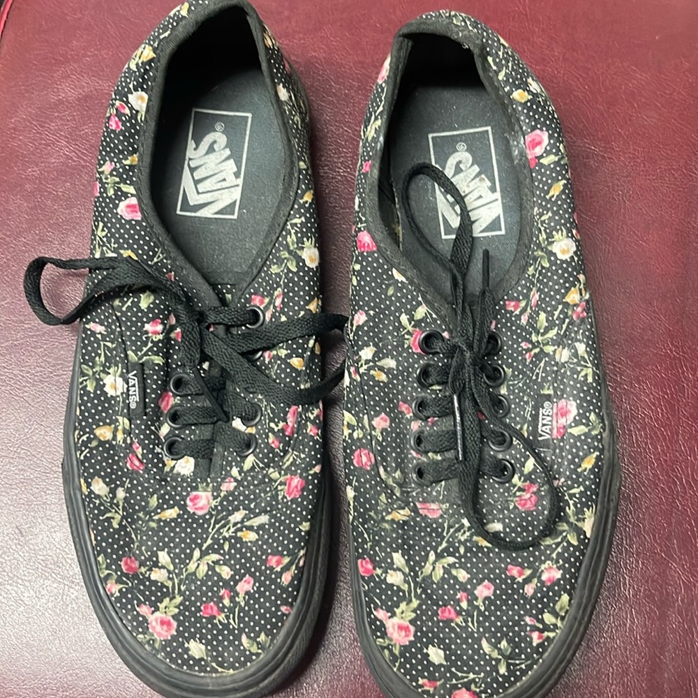 Rose vans